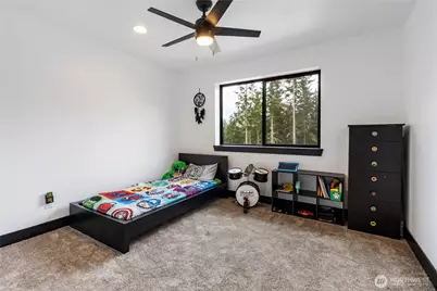 38922 Madrona Drive E, Roy, WA 98580 - Photo 23