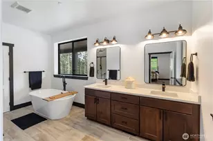 38922 Madrona Dr E, Roy, WA 98580 - Photo 13