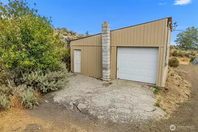 612 Rd S SW, East Wenatchee, WA 98802 - Photo 33