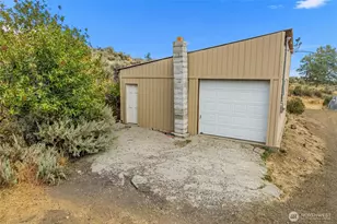 612 Rd S SW, East Wenatchee, WA 98802 - Photo 33