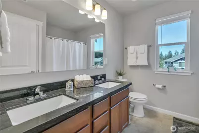 3813 Discovery Avenue SW, Bremerton, WA 98312 - Photo 27