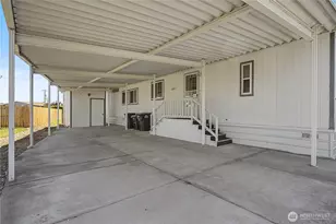 2240 W Broadway Ave, Moses Lake, WA 98837 - Photo 35