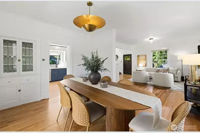 2034 Federal Avenue E, Seattle, WA 98102 - Photo 11