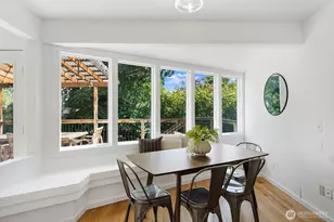 2034 Federal Ave E, Seattle, WA 98102 - Photo 17