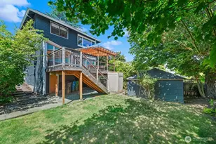 2034 Federal Ave E, Seattle, WA 98102 - Photo 21