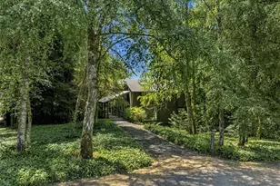 9375 NE Eric Ave, Bainbridge Island, WA 98110 - Photo 1