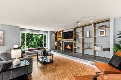 9375 NE Eric Avenue, Bainbridge Island, WA 98110 - Photo 9
