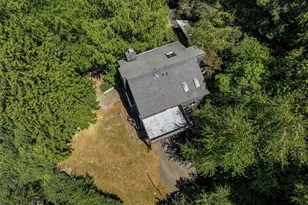 9375 NE Eric Ave, Bainbridge Island, WA 98110 - Photo 33