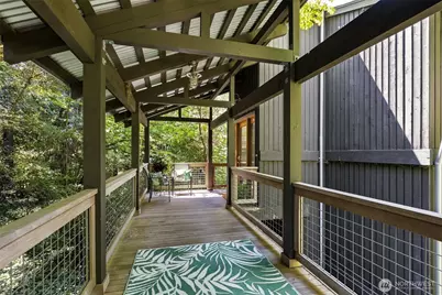 9375 NE Eric Avenue, Bainbridge Island, WA 98110 - Photo 3