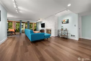 1524 NE 140th St, Seattle, WA 98125 - Photo 3
