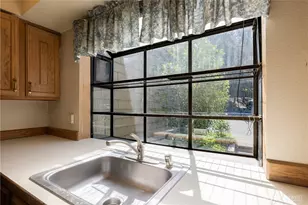 3921 108th Ave NE, Bellevue, WA 98004 - Photo 11