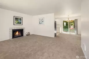 10816 10th Dr SE, Everett, WA 98208 - Photo 3