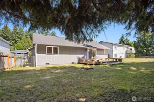 10816 10th Dr SE, Everett, WA 98208 - Photo 23