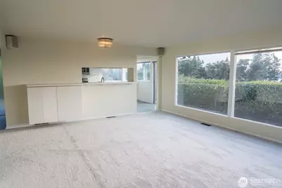 909 95th Avenue NE, Bellevue, WA 98004 - Photo 5