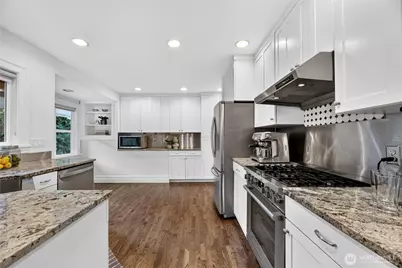 2809 238th Avenue SE, Sammamish, WA 98075 - Photo 11