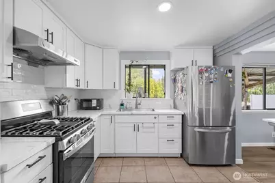 2406 NE 24th Street, Renton, WA 98056 - Photo 11
