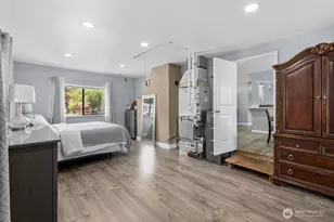 2406 NE 24th St, Renton, WA 98056 - Photo 15