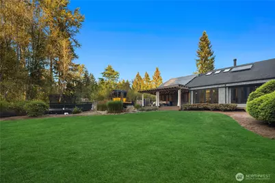 19020 NE 132nd Street, Woodinville, WA 98077 - Photo 1