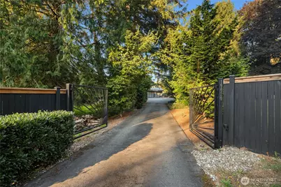 19020 NE 132nd Street, Woodinville, WA 98077 - Photo 37