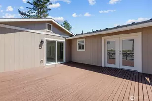 1063 Cascade Ln, Camano Island, WA 98282 - Photo 23
