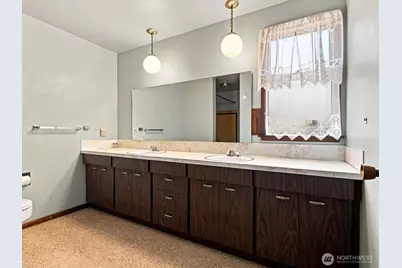 13463 Macadam Road S, Tukwila, WA 98168 - Photo 13