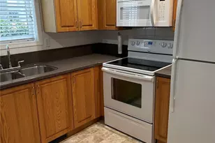 523 W Kellogg Rd, Bellingham, WA 98226 - Photo 9