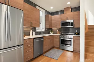 3924 Linden Ave N, Seattle, WA 98103 - Photo 5