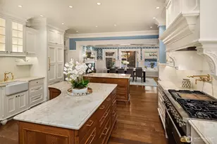 421 W Highland Dr, Seattle, WA 98119 - Photo 15