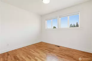 1308 16th St, Anacortes, WA 98221 - Photo 9