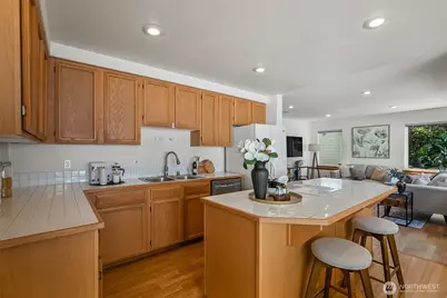 8721 128th Avenue NE, Kirkland, WA 98033 - Photo 9