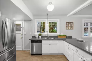 1210 N 2nd St, Renton, WA 98057 - Photo 11