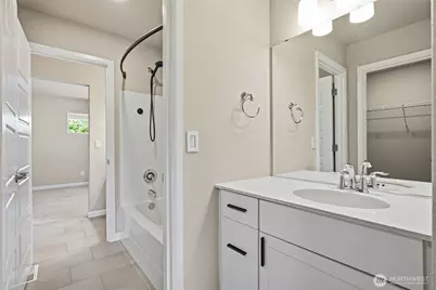 17613 131st Street E, Bonney Lake, WA 98391 - Photo 31