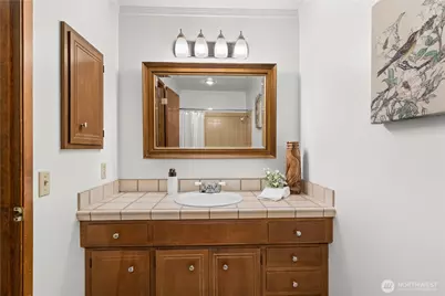 21415 SE 16th Place, Sammamish, WA 98075 - Photo 17