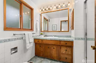 21415 SE 16th Pl, Sammamish, WA 98075 - Photo 13