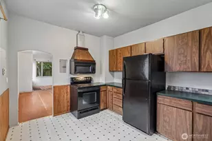 1807 30th Ave S, Seattle, WA 98144 - Photo 13