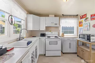 10819 53rd Street Ct E, Puyallup, WA 98372 - Photo 15