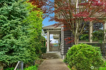 2137 E Hamlin Street, Seattle, WA 98112 - Photo 1