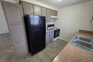 1407 Bowmont Ave, Kelso, WA 98626 - Photo 9