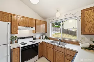 10205 107th St Ct SW, Lakewood, WA 98498 - Photo 9