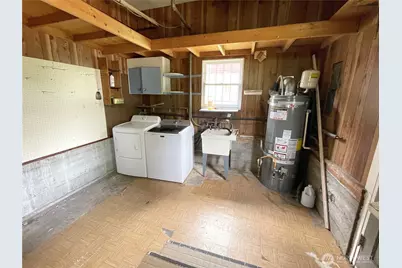 14301 Meridian Avenue N, Seattle, WA 98133 - Photo 11