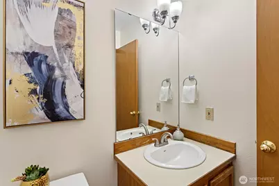 278 Lind Avenue NW, Renton, WA 98057 - Photo 13