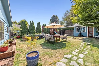 424 W 4th Street, Port Angeles, WA 98362 - Photo 37