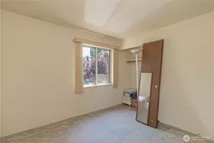 25401 35th Pl S, Kent, WA 98032 - Photo 19
