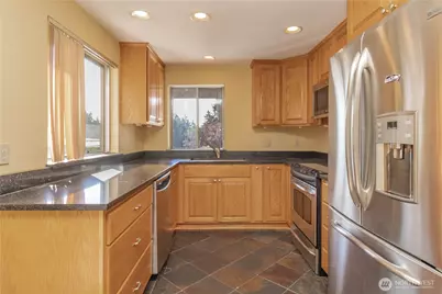 25401 35th Place S, Kent, WA 98032 - Photo 13