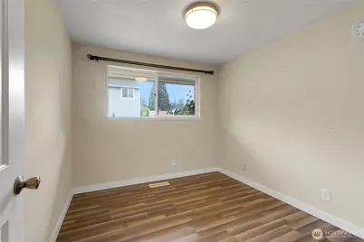 3302 20th Street SE, Auburn, WA 98092 - Photo 9
