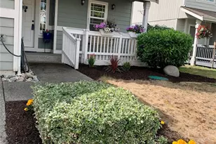 17722 37th Ave E, Tacoma, WA 98446 - Photo 3