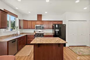 11005 179th Ave Ct E, Bonney Lake, WA 98391 - Photo 7
