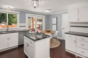 18210 Dayton Ave N, Shoreline, WA 98133 - Photo 9