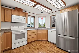 3501 Auburn Way S, Auburn, WA 98092 - Photo 9