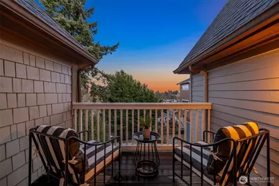 337 25th Avenue E, Seattle, WA 98112 - Photo 1